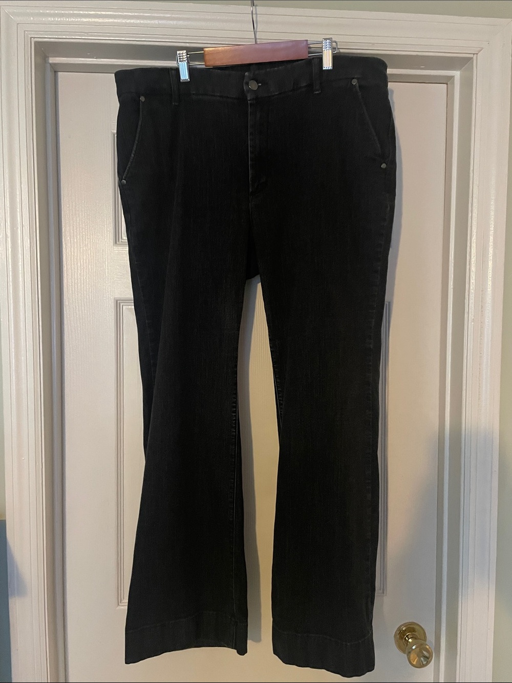 Chico’s Black Stonewashed Trouser Jeans - Size 3 (16)